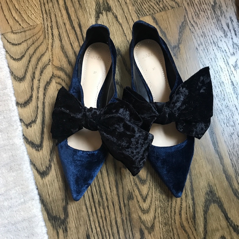 Zara Navy Velvet Ballerinas with Bow - Picture 5 of 8